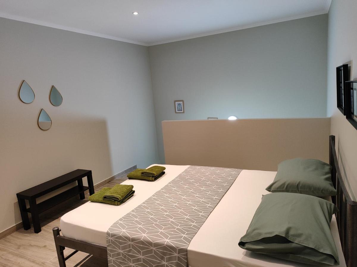 Kamares Suites 2 Nea Kallikrateia Exteriör bild