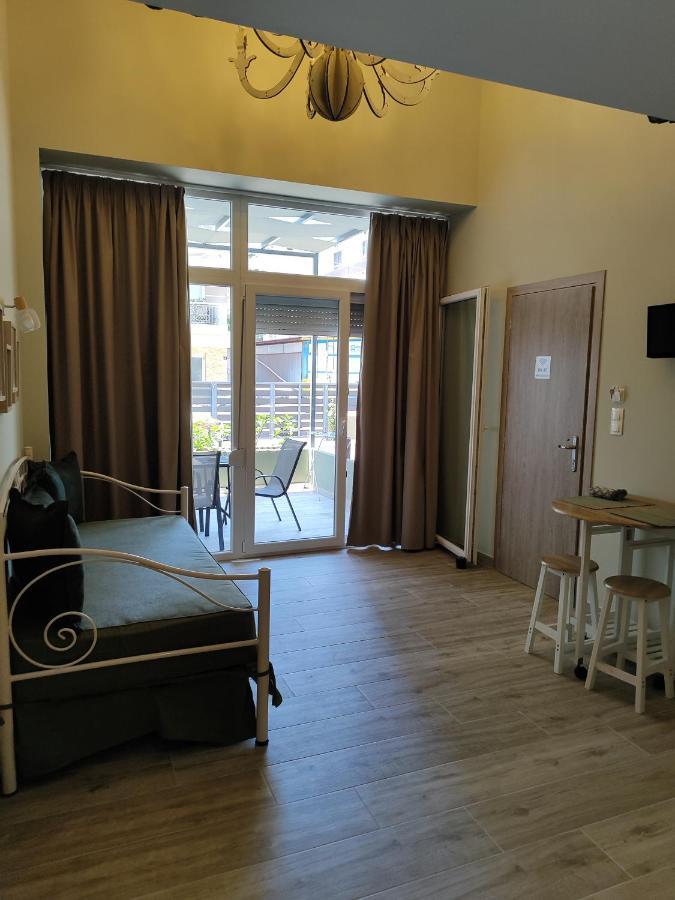 Kamares Suites 2 Nea Kallikrateia Exteriör bild