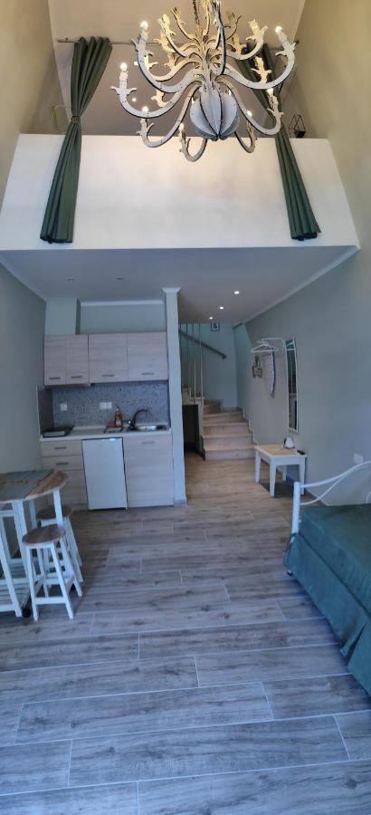 Kamares Suites 2 Nea Kallikrateia Exteriör bild