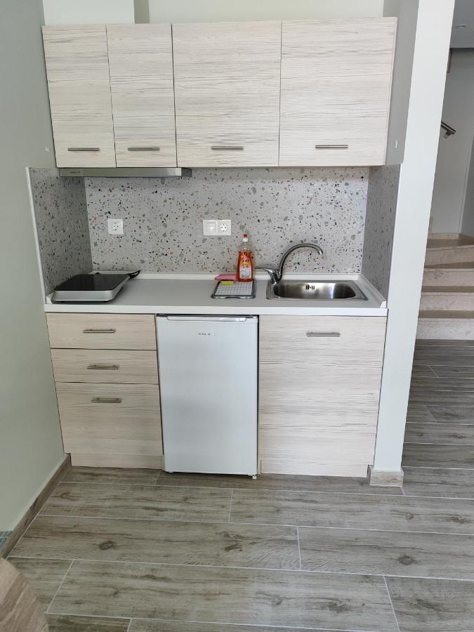 Kamares Suites 2 Nea Kallikrateia Exteriör bild